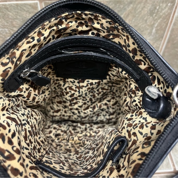 Vintage ILI New York Black Leather Crossbody Bag - Picture 5 of 11
